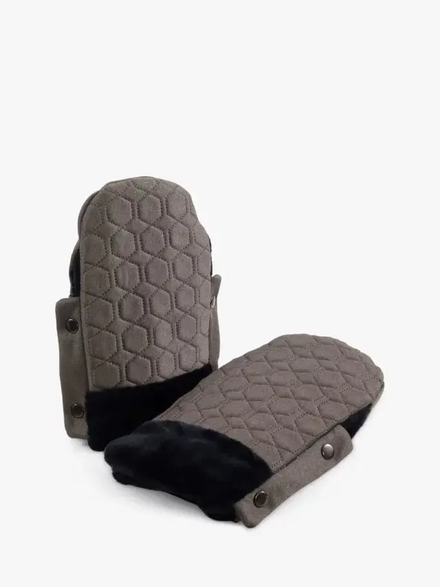 Egg 3 Handmuff – Mink