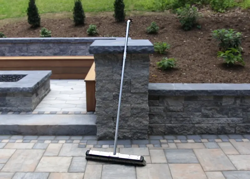 Hydro-Broom 24″ Heavy-Duty Floor Sweeper – Wet/Dry Push Broom