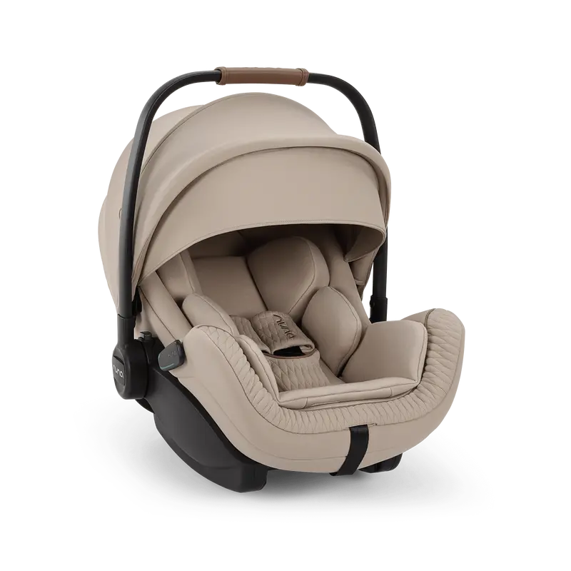 Nuna ARRA Flex Infant Car Seat in Cosmopolitan Grey