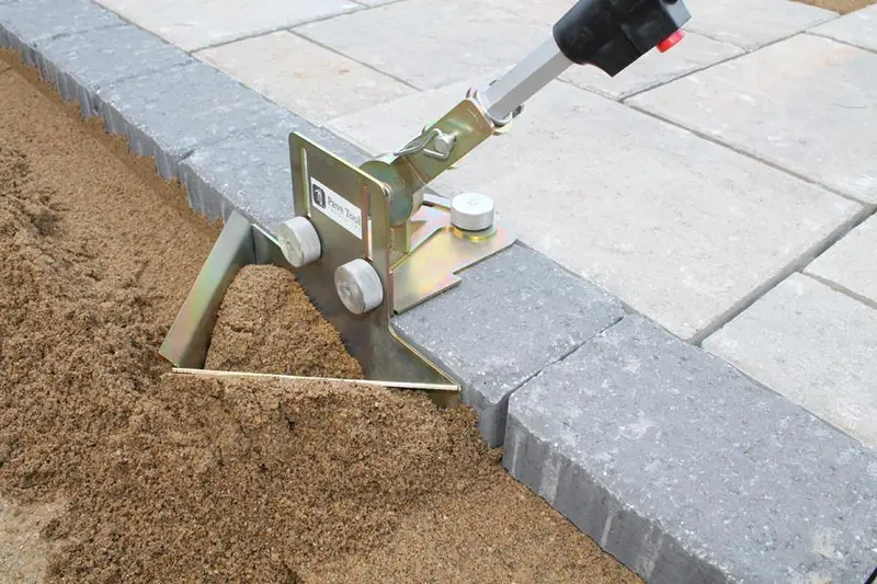 Quick-E-Sand Plow – Manual Sand Distribution Tool
